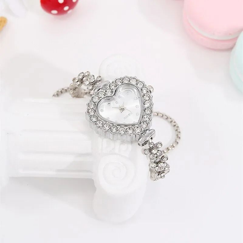6pcs Set Luxury Women Watch Ring Heart Shaped Hollow Pendant Necklace Earring Rhinestone Fashion Wristwatch