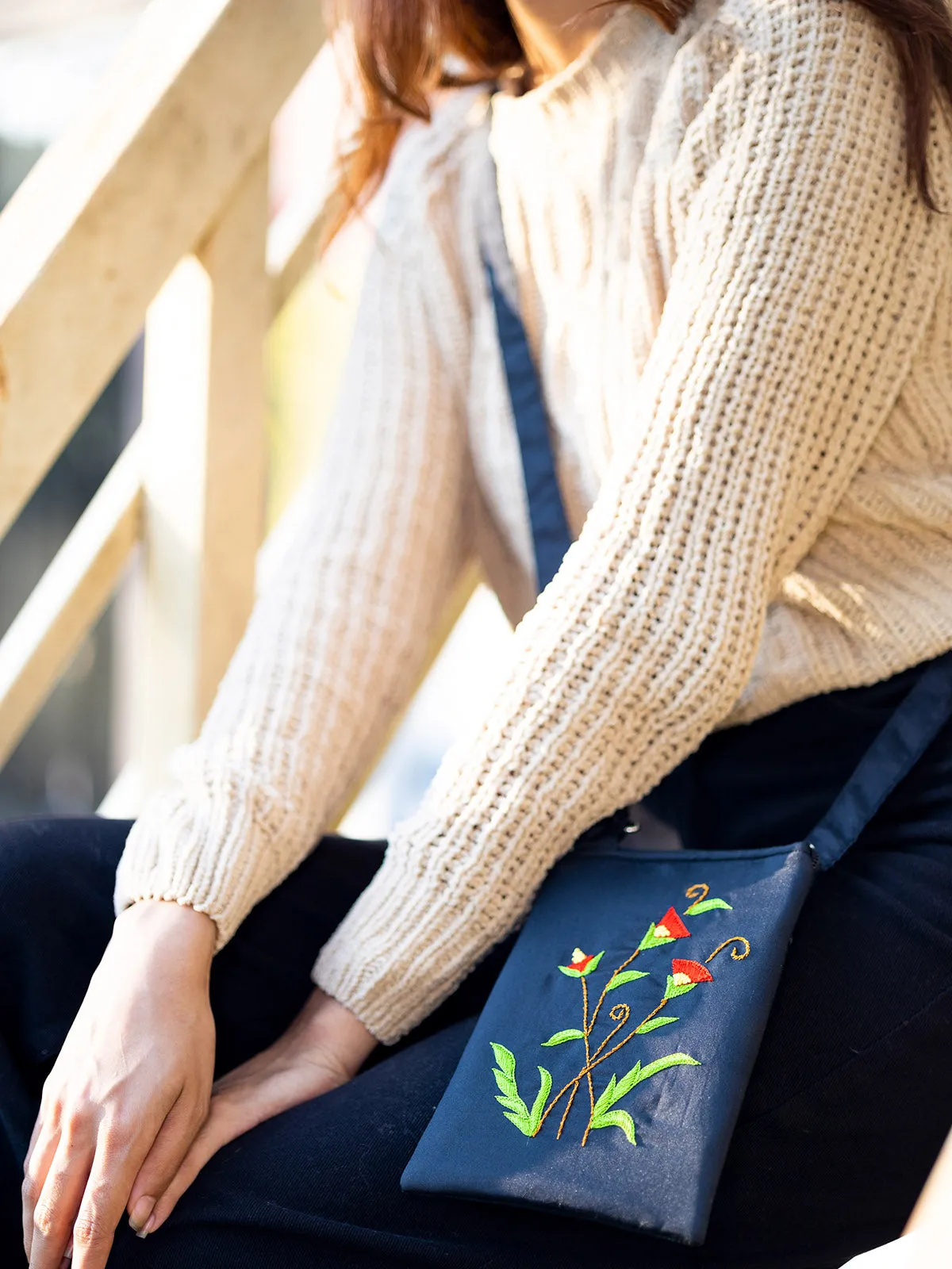 Taffeta Mobile Pouch Black